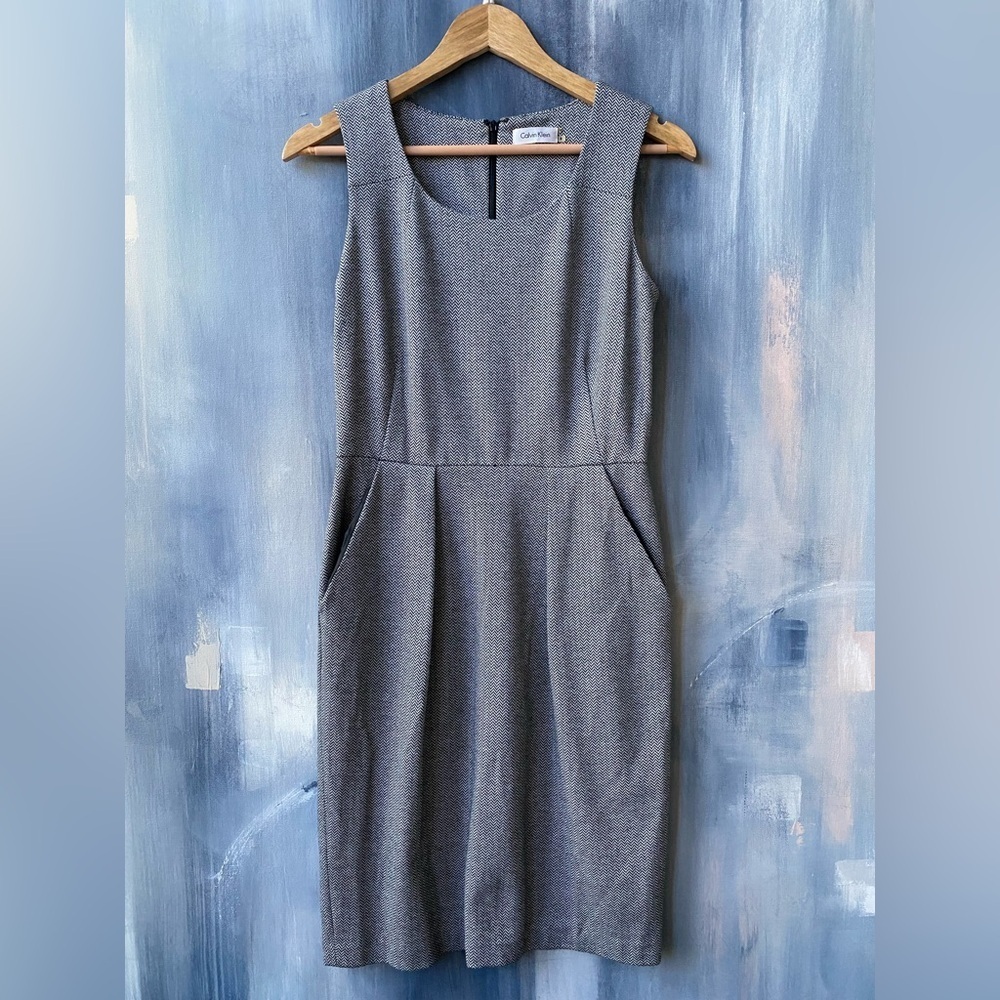 EUC CALVIN KELIN Sleeveless Belted Sheath Dress w/Pockets Size Small